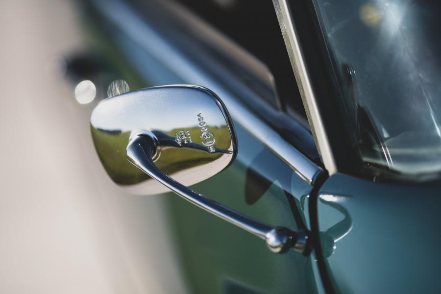 Детали экстерьера Citroen DS21 Decapotable by Chapron (4350118) 1966 года  (фото 15 из 28)